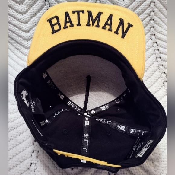 🦇 Host Pick 🦇 New ERA Batman Snapback Hat Embroidered  DC Comics Adjustable - Picture 2 of 4